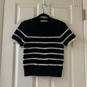 Abercrombie & Fitch Black and White Striped Sweater